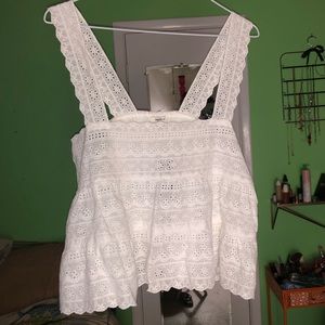 Forever 21 white woven crop top w tags still on!